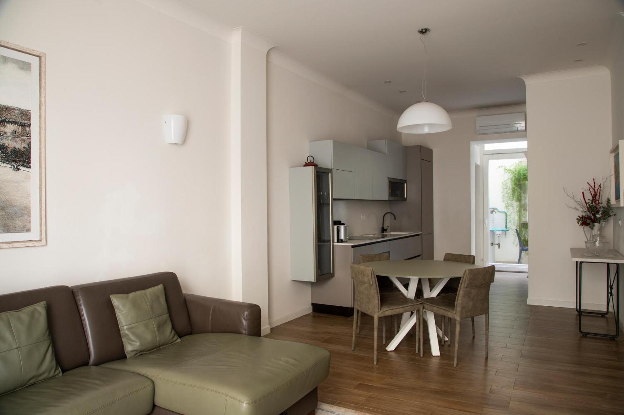 La Casa Di Nausicaa - Aurora Apartment เรจโจ ดี คาลาเบีย ภายนอก รูปภาพ